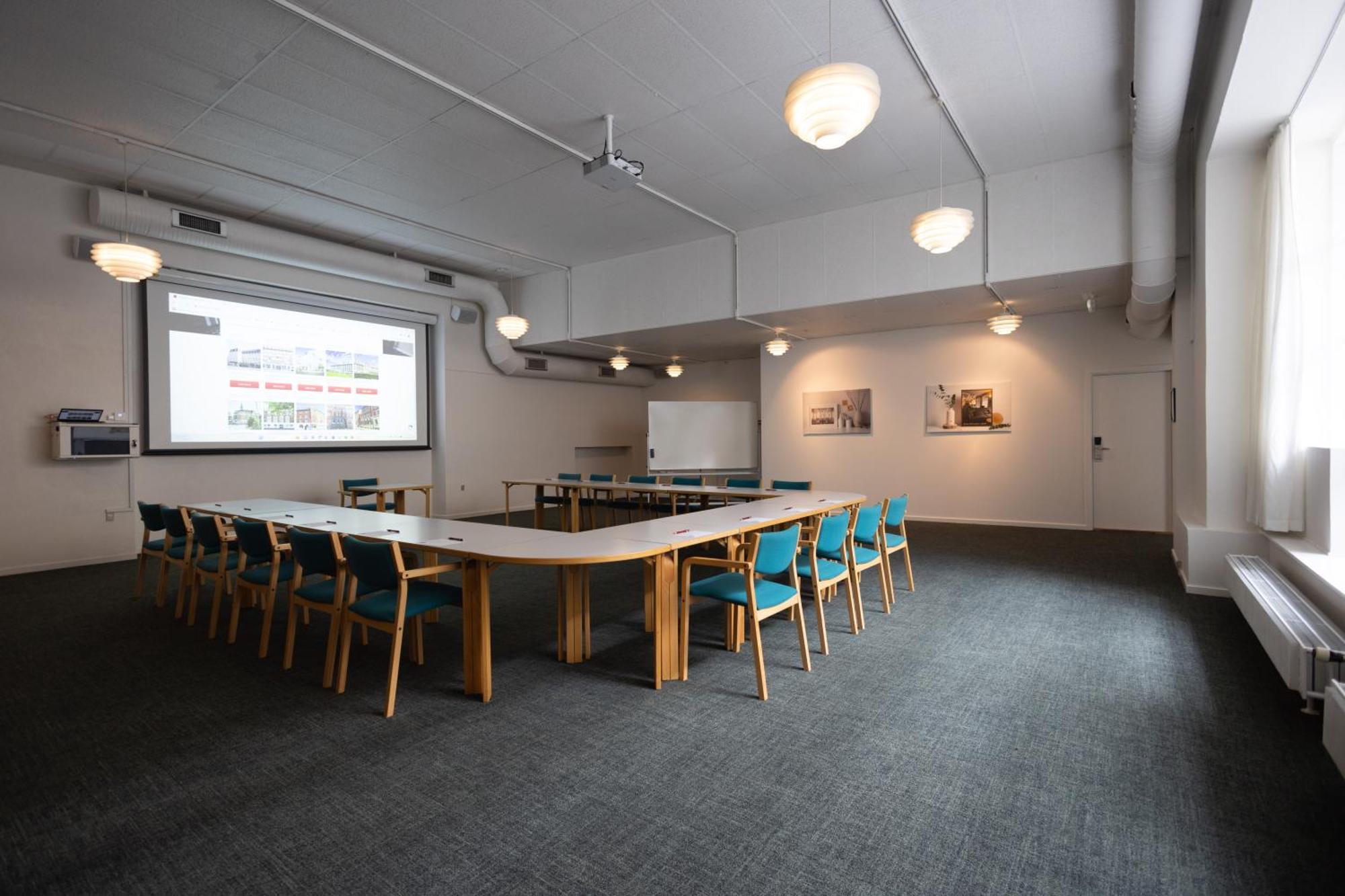 Milling Gestus Hotel 3*
